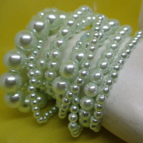 10 Piece Set PEARL BRACELETS Green Pearl Stretch Bracelet Set Various Size Pearl - Picture 2 of 8